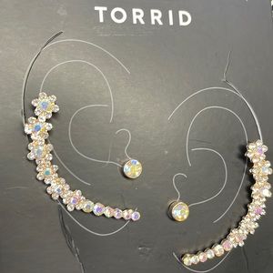 Crawler earrings and stud